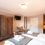 Haus Cervus Holiday home *