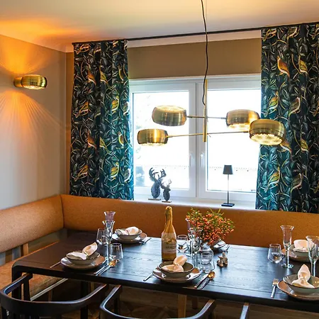 Haus Cervus בית נופש *