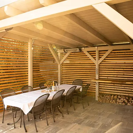 בית נופש Haus Cervus